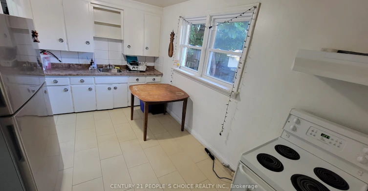 52 Columbia Street W, Waterloo, ON, N2L 3K5 - 3