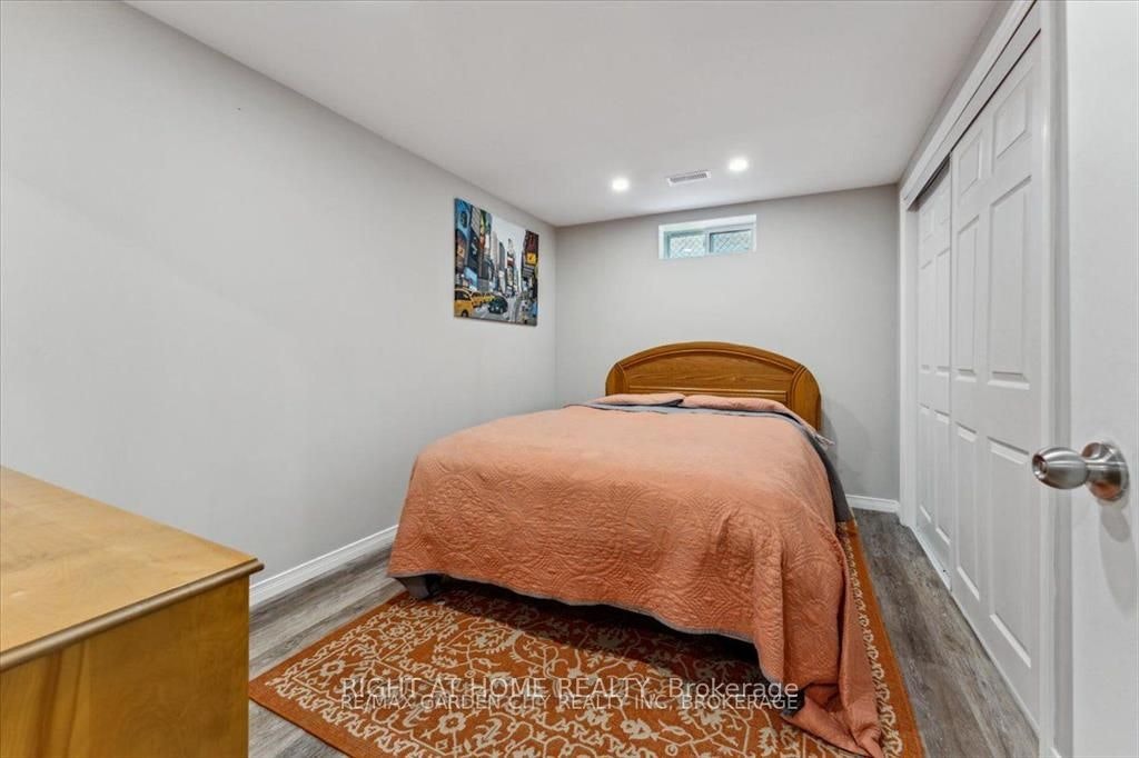 21 Kilbourne Crescent, St. Catharines, ON, L2M 3E3 - 14