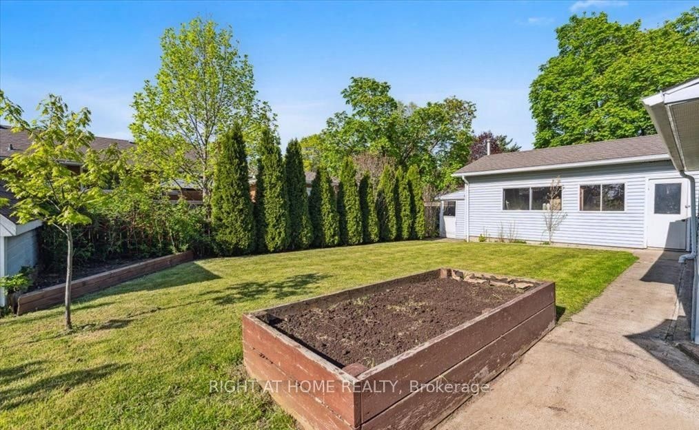 21 Kilbourne Crescent, St. Catharines, ON, L2M 3E3 - 19