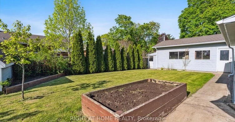 21 Kilbourne Crescent, St. Catharines, ON, L2M 3E3 - 19