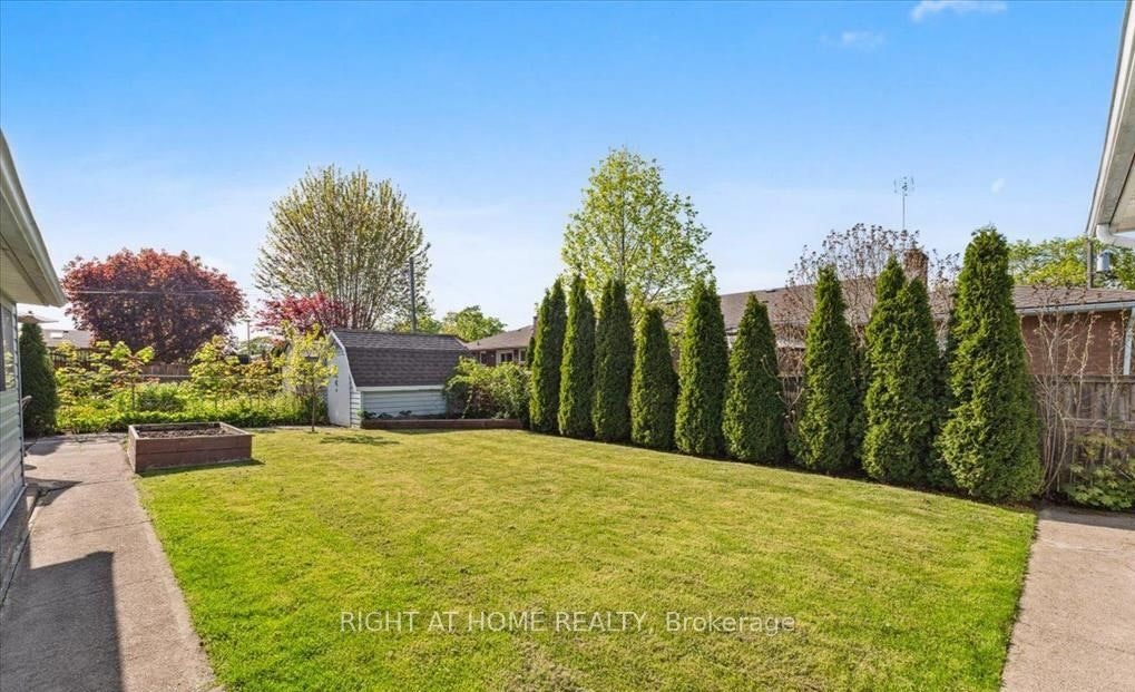 21 Kilbourne Crescent, St. Catharines, ON, L2M 3E3 - 20