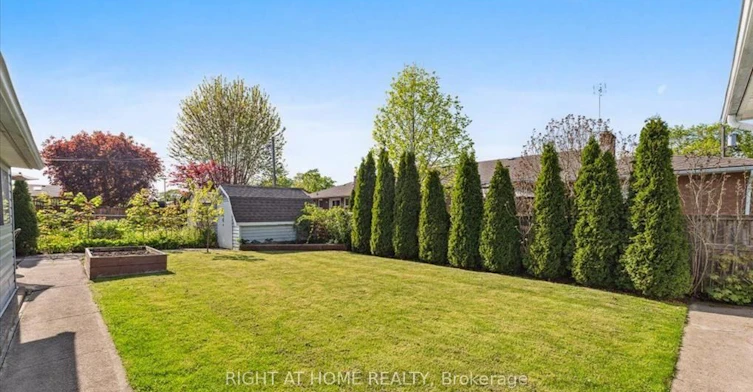 21 Kilbourne Crescent, St. Catharines, ON, L2M 3E3 - 20