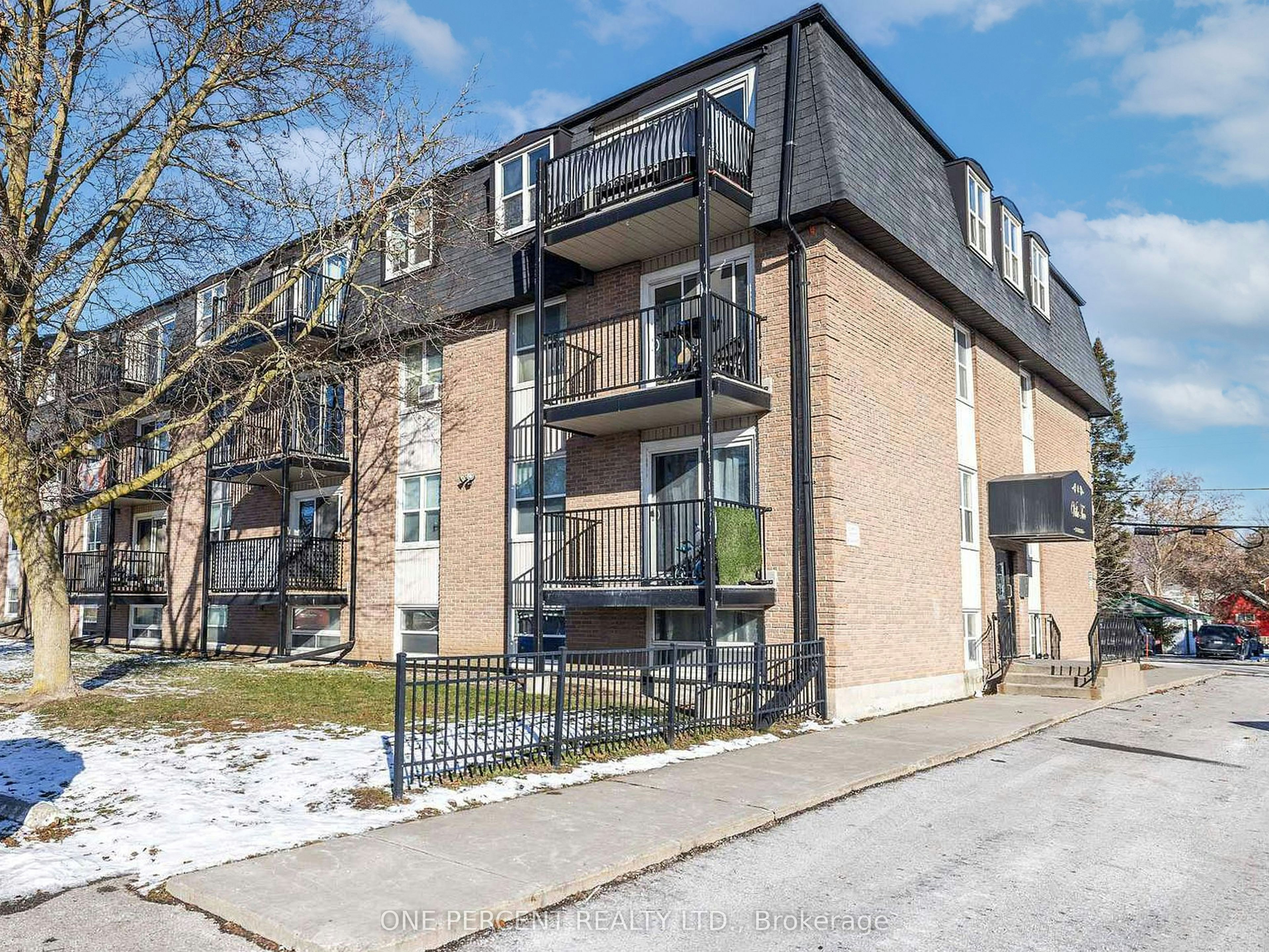 206-25 College Street E, Belleville, ON, K8P 3A3