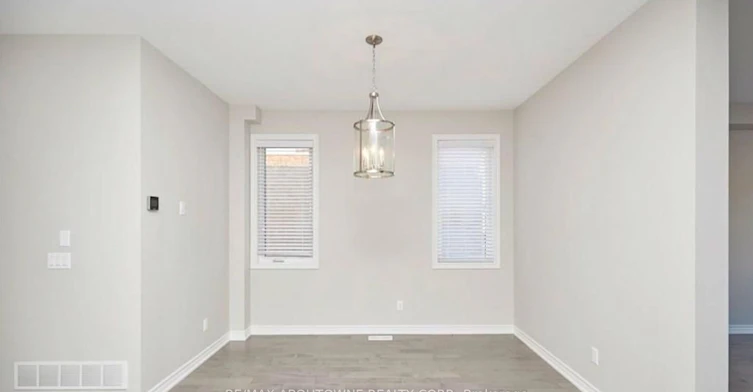 7563 Oldfield Road, Niagara Falls, ON, L2G 5W2 - 5