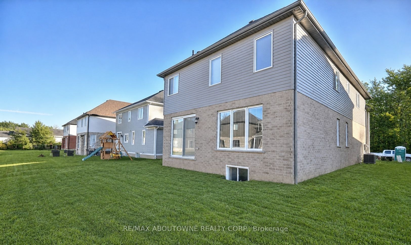 7563 Oldfield Road, Niagara Falls, ON, L2G 5W2 - 39