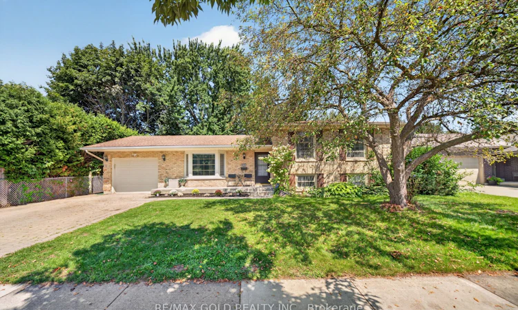 670 Grenfell Drive