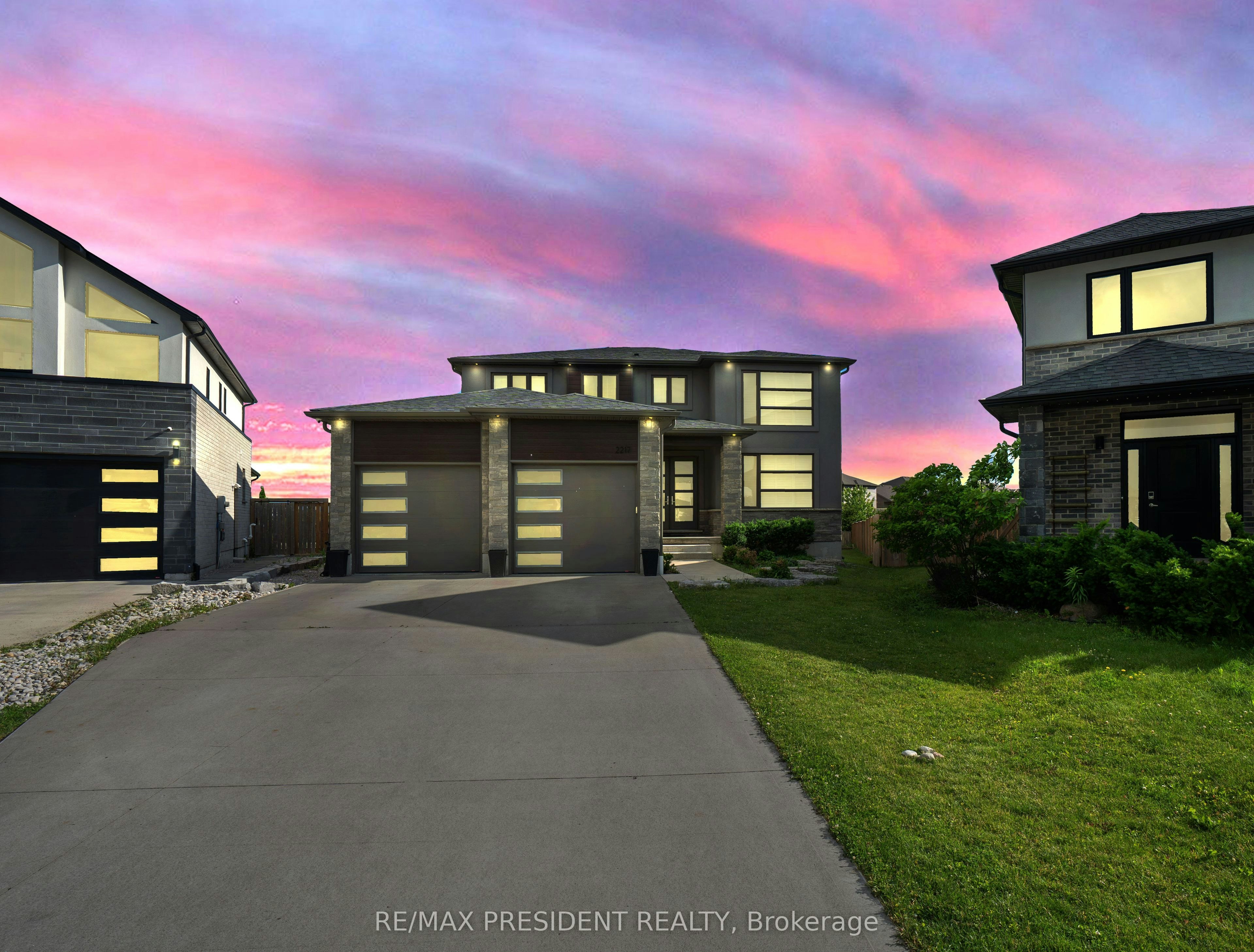 2217 Wateroak Drive, London, ON, N6G 5B4