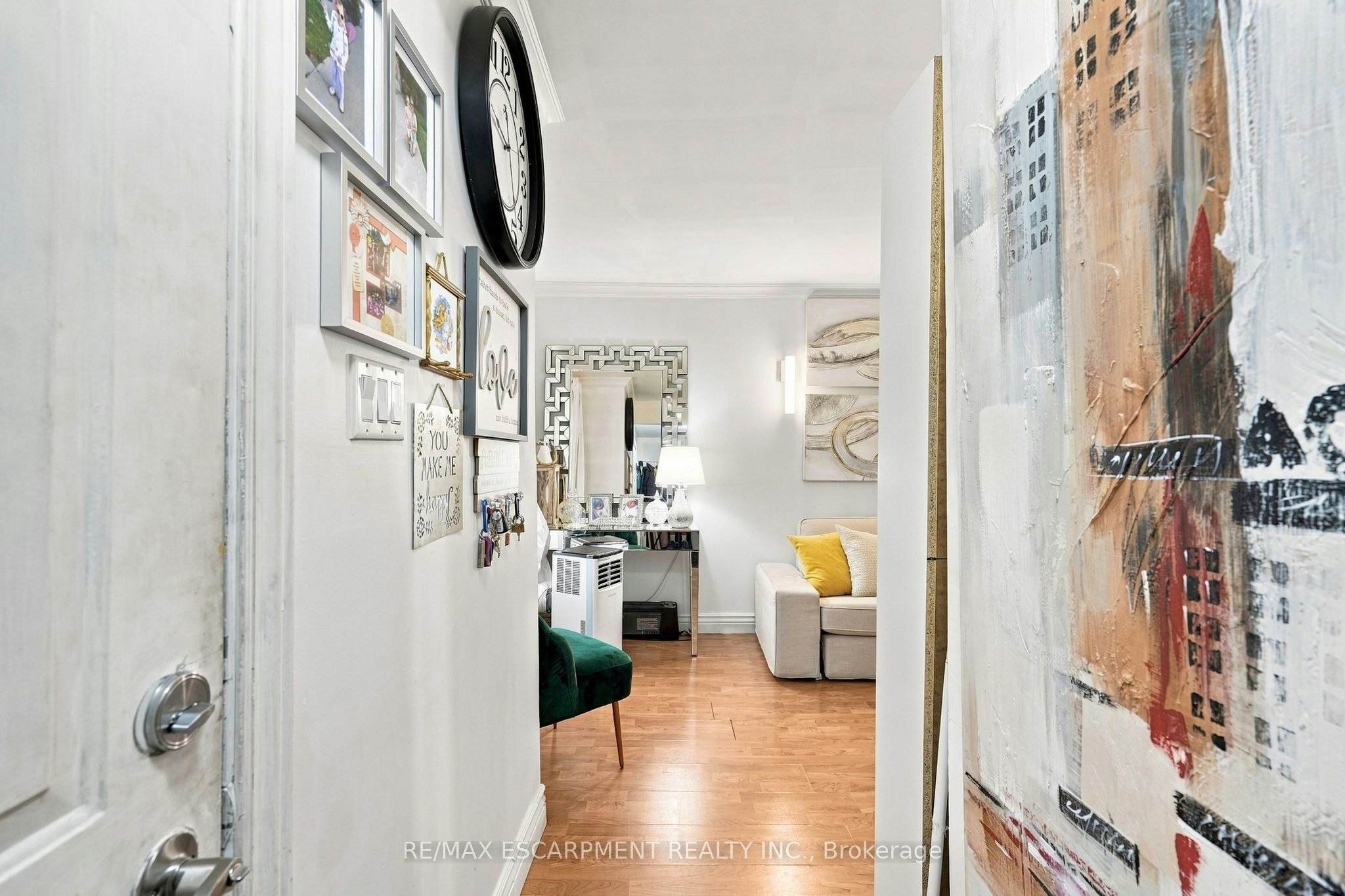 328 Woodward Avenue - 4