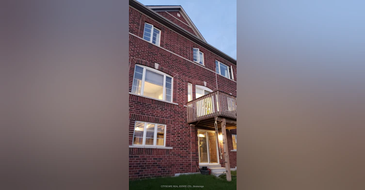 56 Golden Hawk Drive, Hamilton, ON, L8B 1W9 - 34