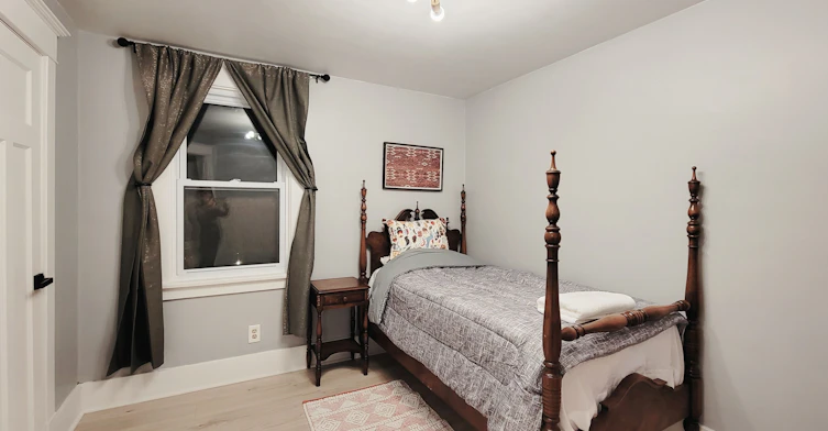 5765 Byng Avenue, Niagara Falls, ON, L2G 5E1 - 5