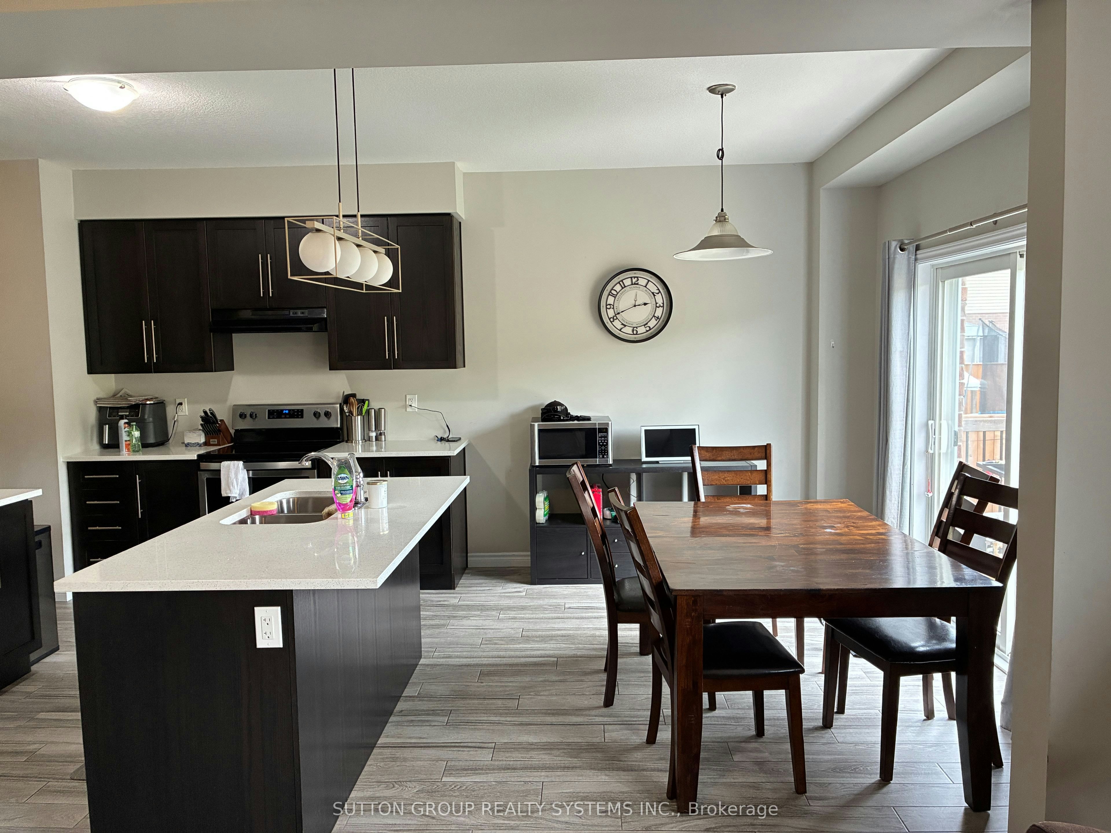 1348 Calais Drive, Woodstock, ON, N4T 0L8 - 11
