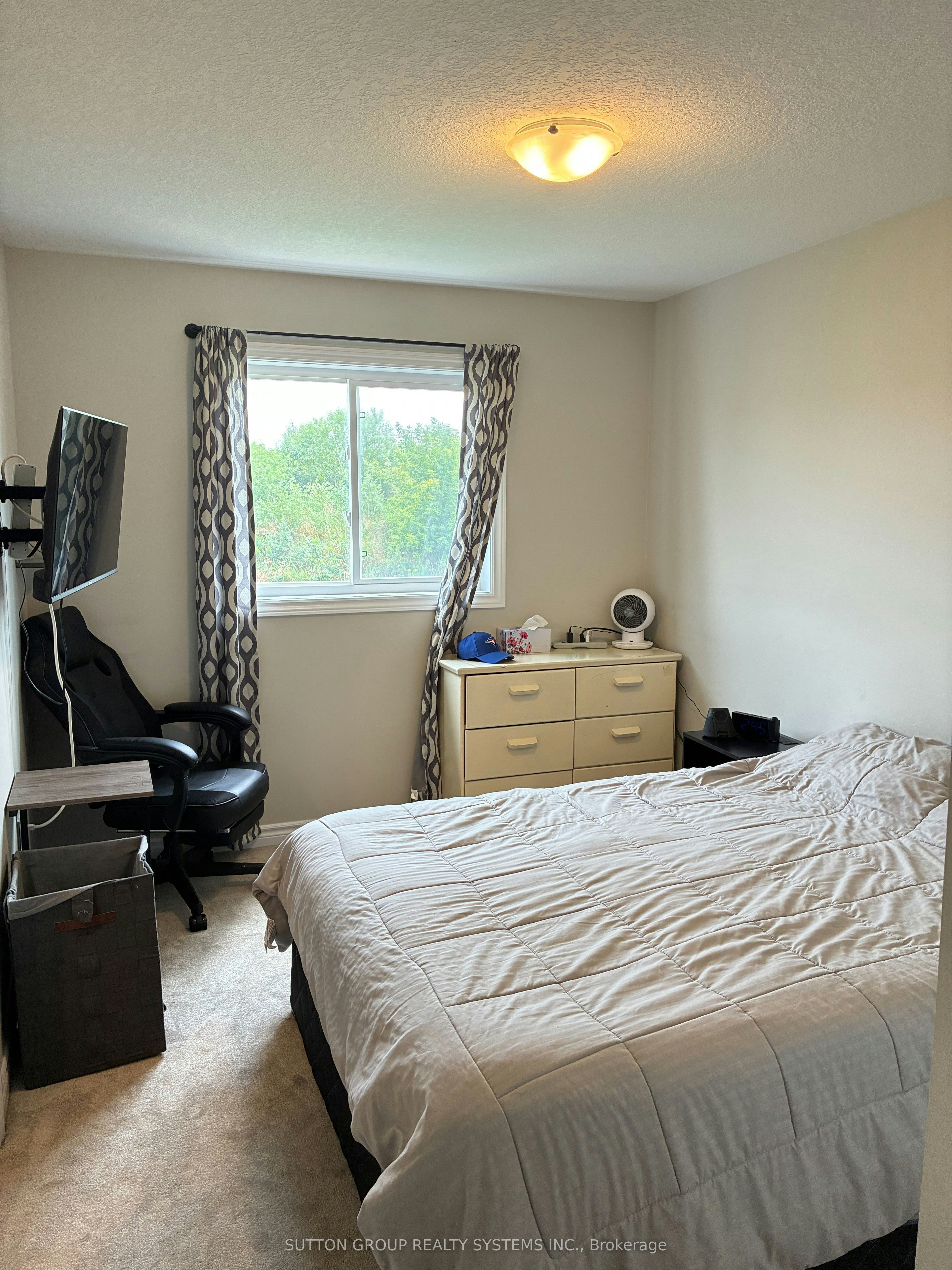 1348 Calais Drive, Woodstock, ON, N4T 0L8 - 20