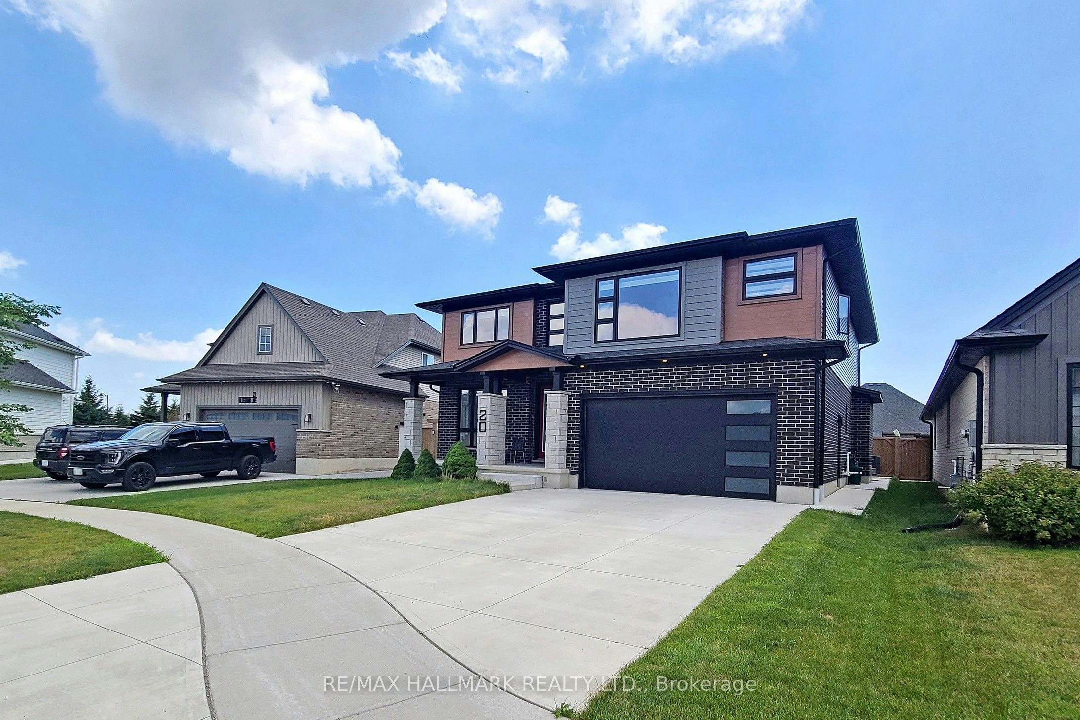 20 Valderrama Lane, St. Thomas, ON, N5R 0E8