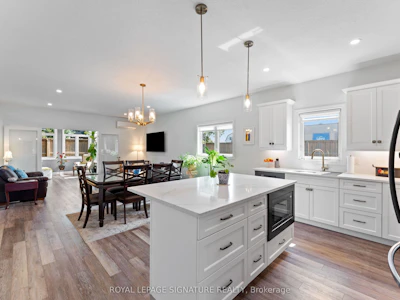 61-375 Mitchell Road S - 5