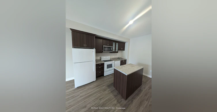 105-50 Herrick Avenue, St. Catharines, ON, L2P 2T9 - 3