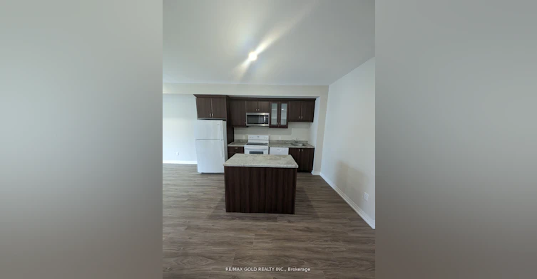 105-50 Herrick Avenue, St. Catharines, ON, L2P 2T9 - 5