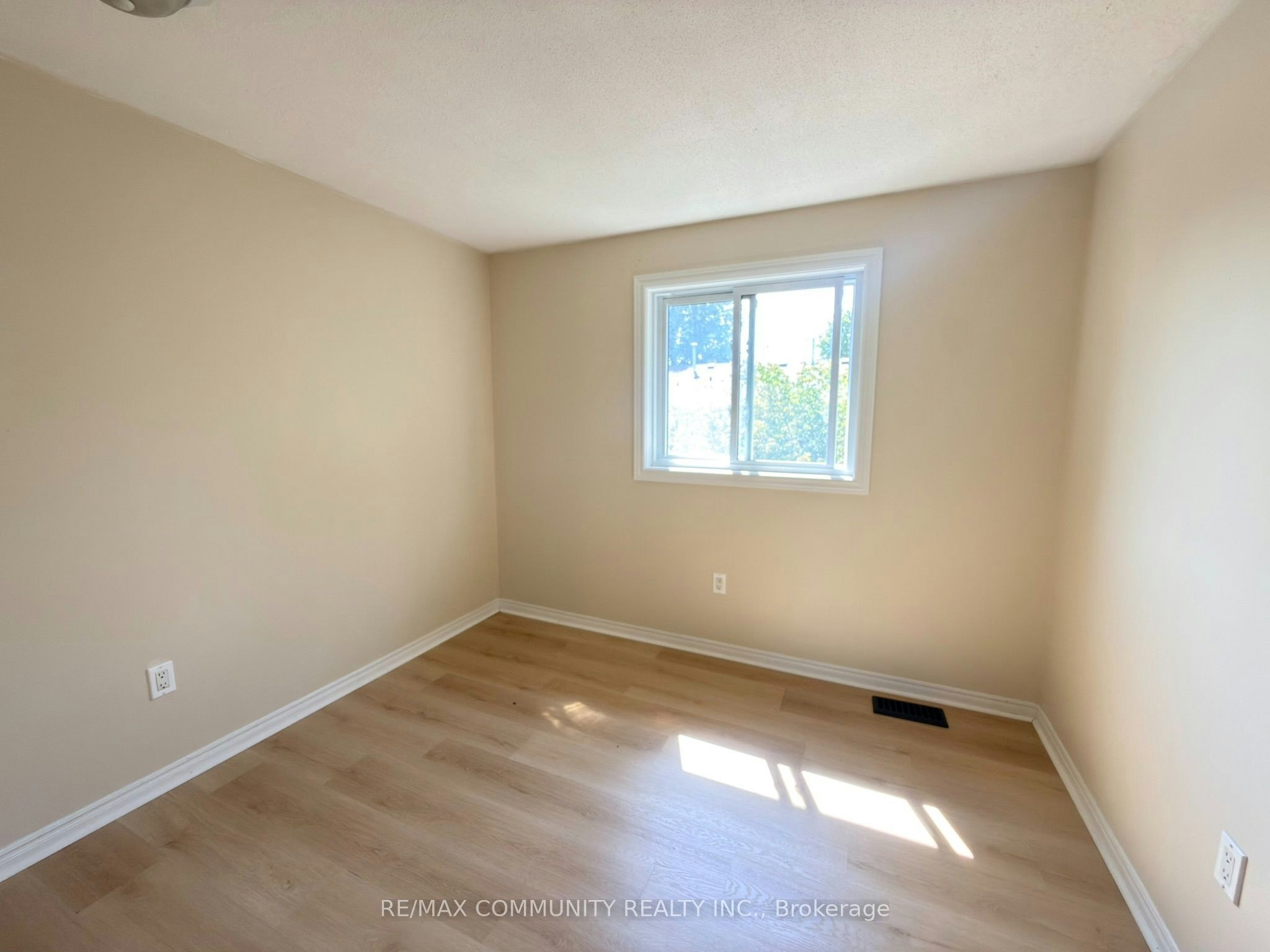 65-511 Admiral Drive W, London, ON, N5V 4R4 - 12