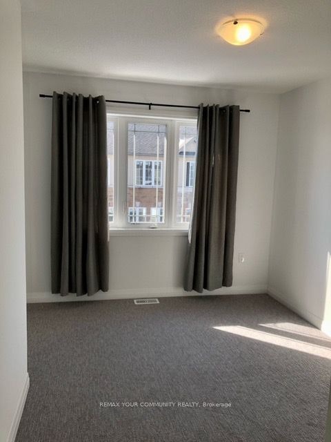 43 Laguna Village Crescent N, Hamilton, ON, L0R 1P0 - 2