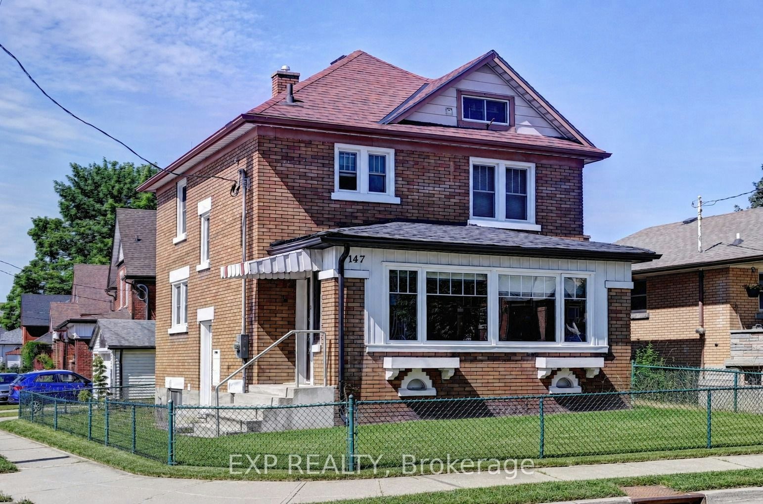 147 Courtland Avenue E, Kitchener, ON, N2G 2T9