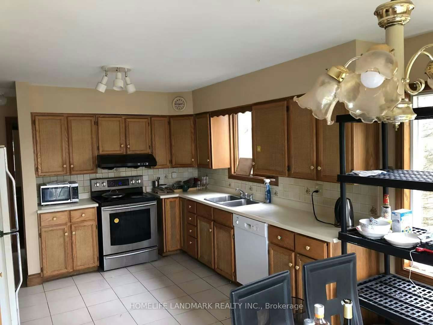 45 West Park Avenue, Hamilton, ON, L8S 3M4 - 4
