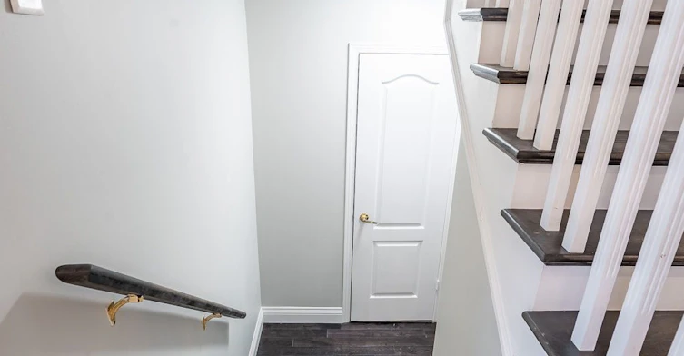 27 Panorama Way, Hamilton, ON, L8E 6C6 - 27