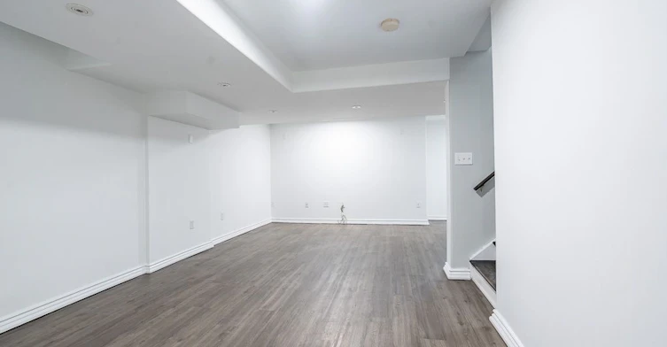 27 Panorama Way, Hamilton, ON, L8E 6C6 - 33