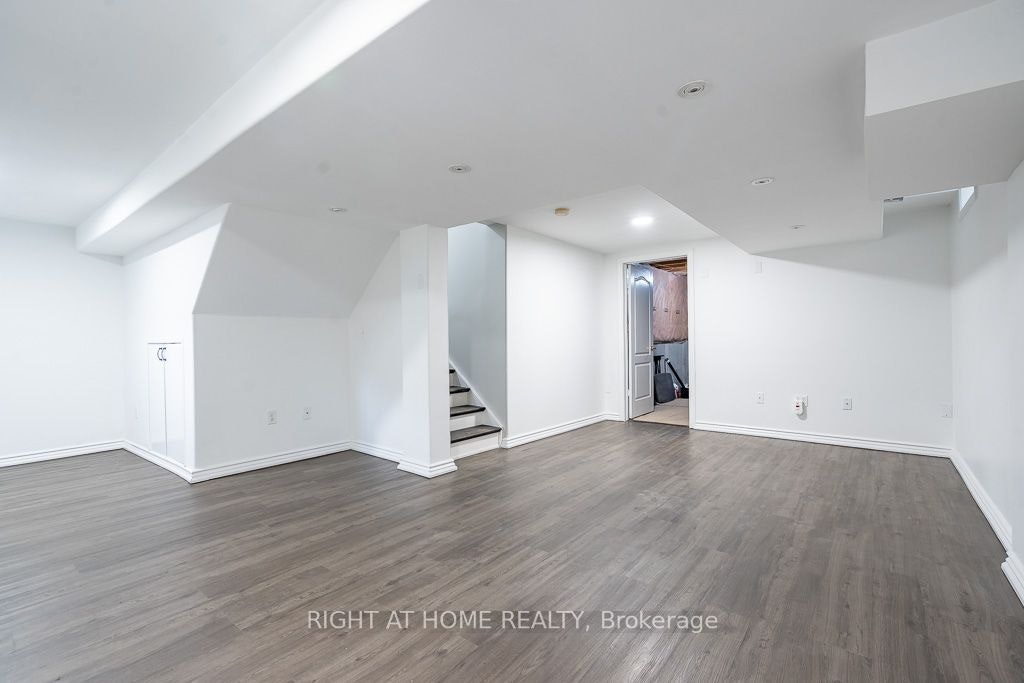 27 Panorama Way, Hamilton, ON, L8E 6C6 - 31