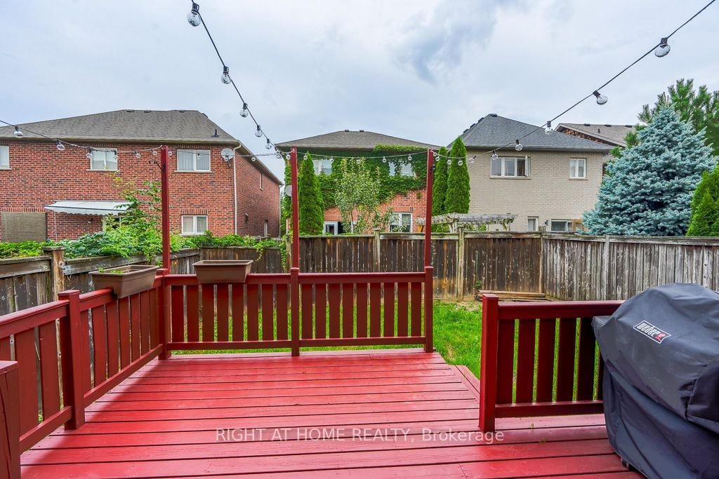 27 Panorama Way, Hamilton, ON, L8E 6C6 - 36