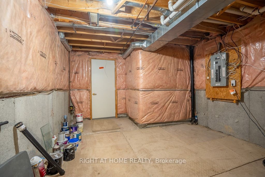 27 Panorama Way, Hamilton, ON, L8E 6C6 - 34