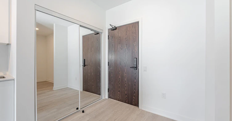1608-2782 Barton Street E, Hamilton, ON, L8E 0L3 - 5