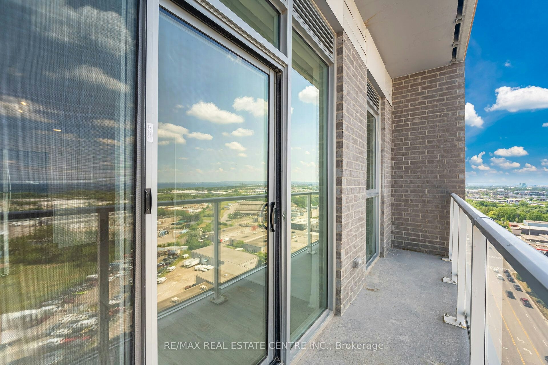 1608-2782 Barton Street E, Hamilton, ON, L8E 0L3 - 23