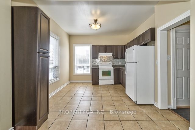 2-340 Cannon Street E, Hamilton, ON, L8L 2B9 - 3