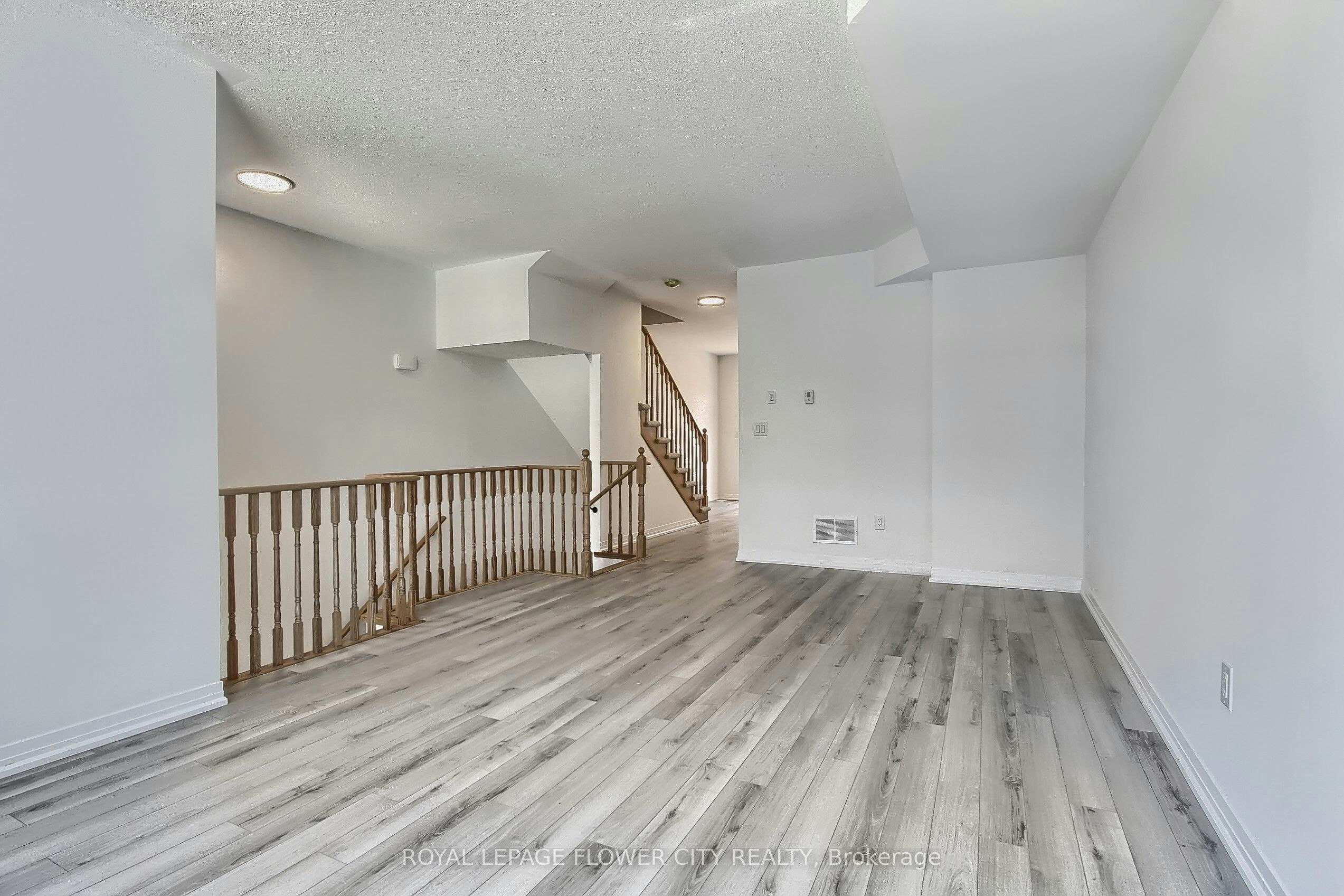 33 Sidney Rose Common N/A, St. Catharines, ON, L2T 0B3 - 7