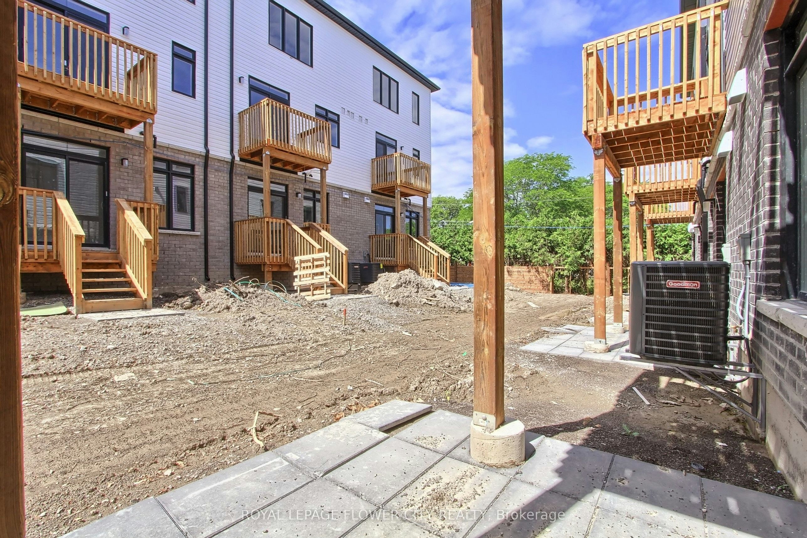 33 Sidney Rose Common N/A, St. Catharines, ON, L2T 0B3 - 39