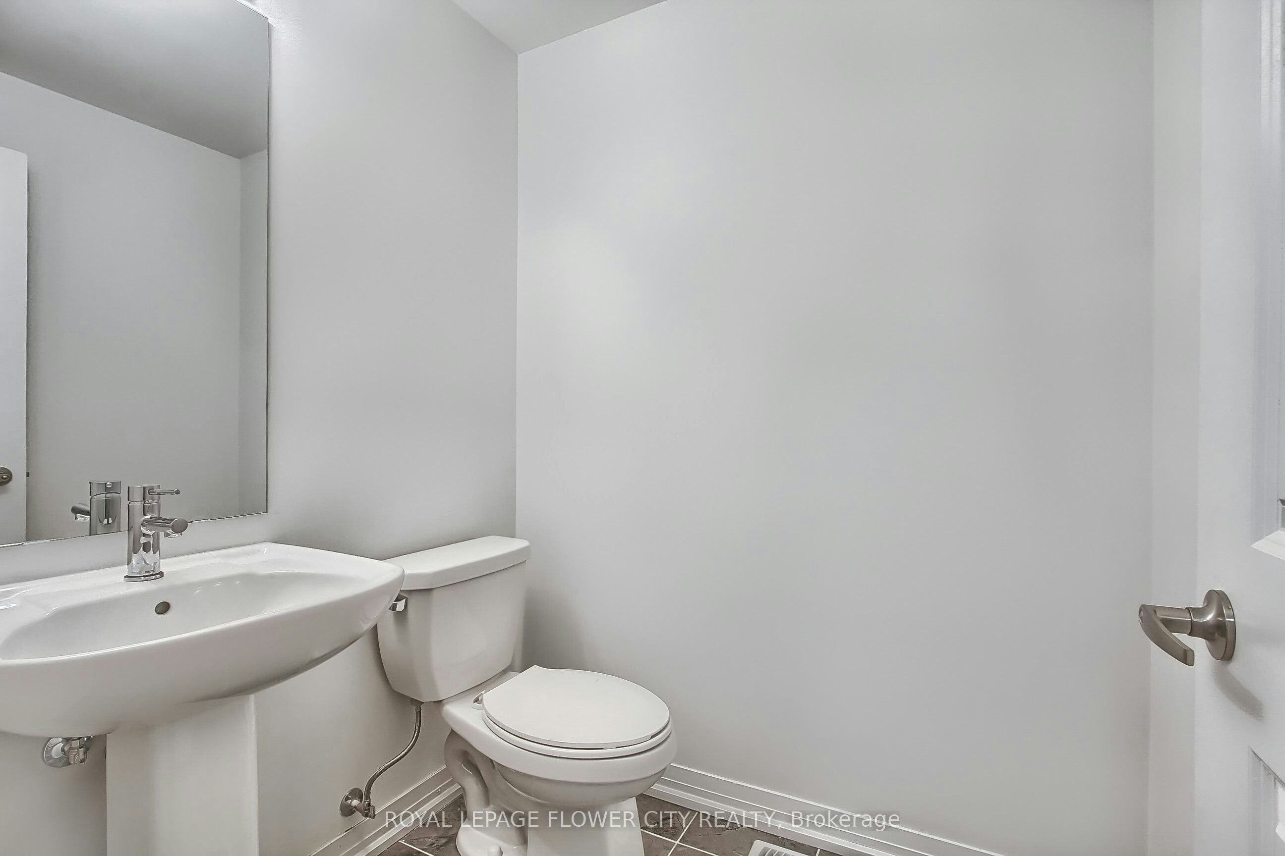 33 Sidney Rose Common N/A, St. Catharines, ON, L2T 0B3 - 19