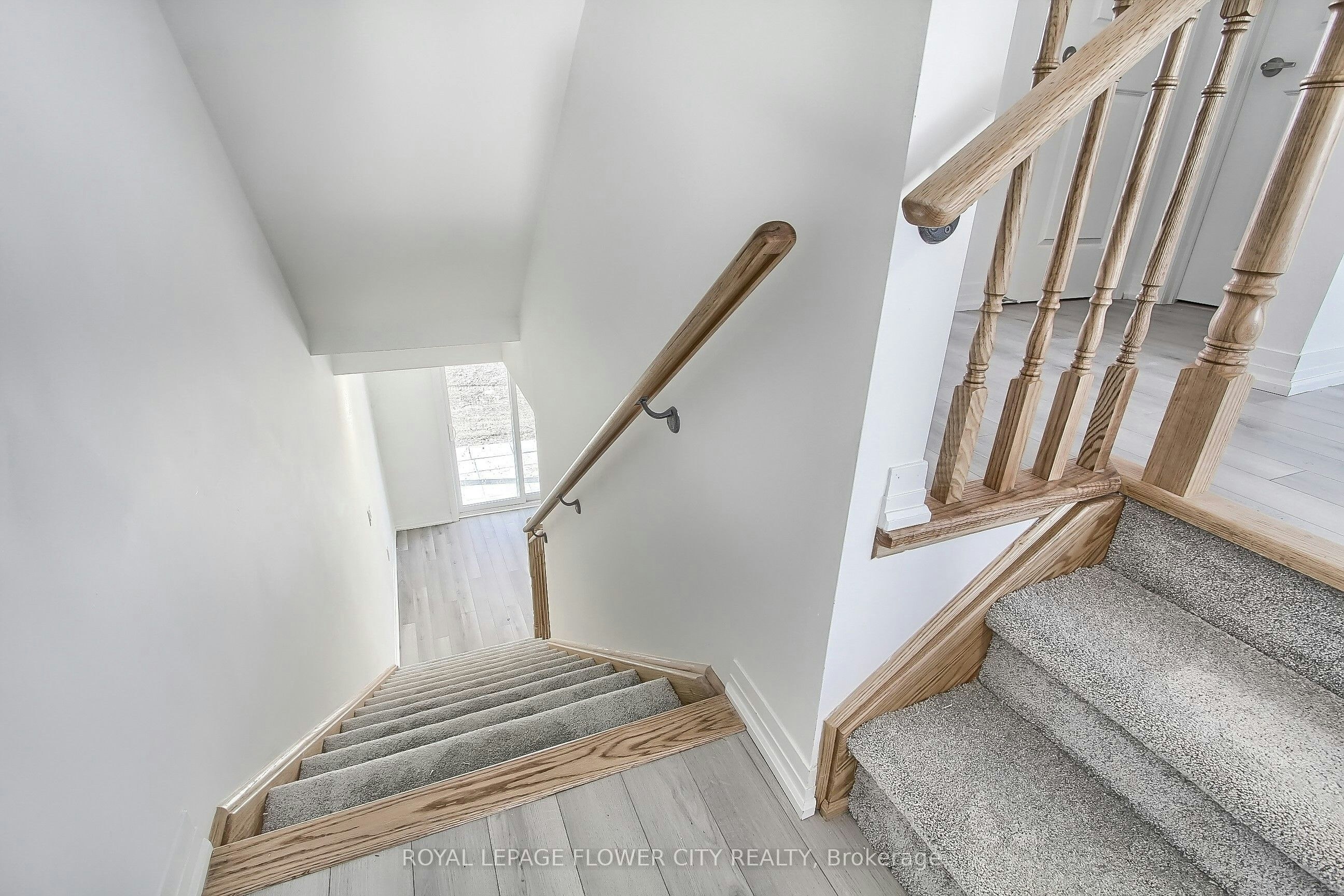 33 Sidney Rose Common N/A, St. Catharines, ON, L2T 0B3 - 35