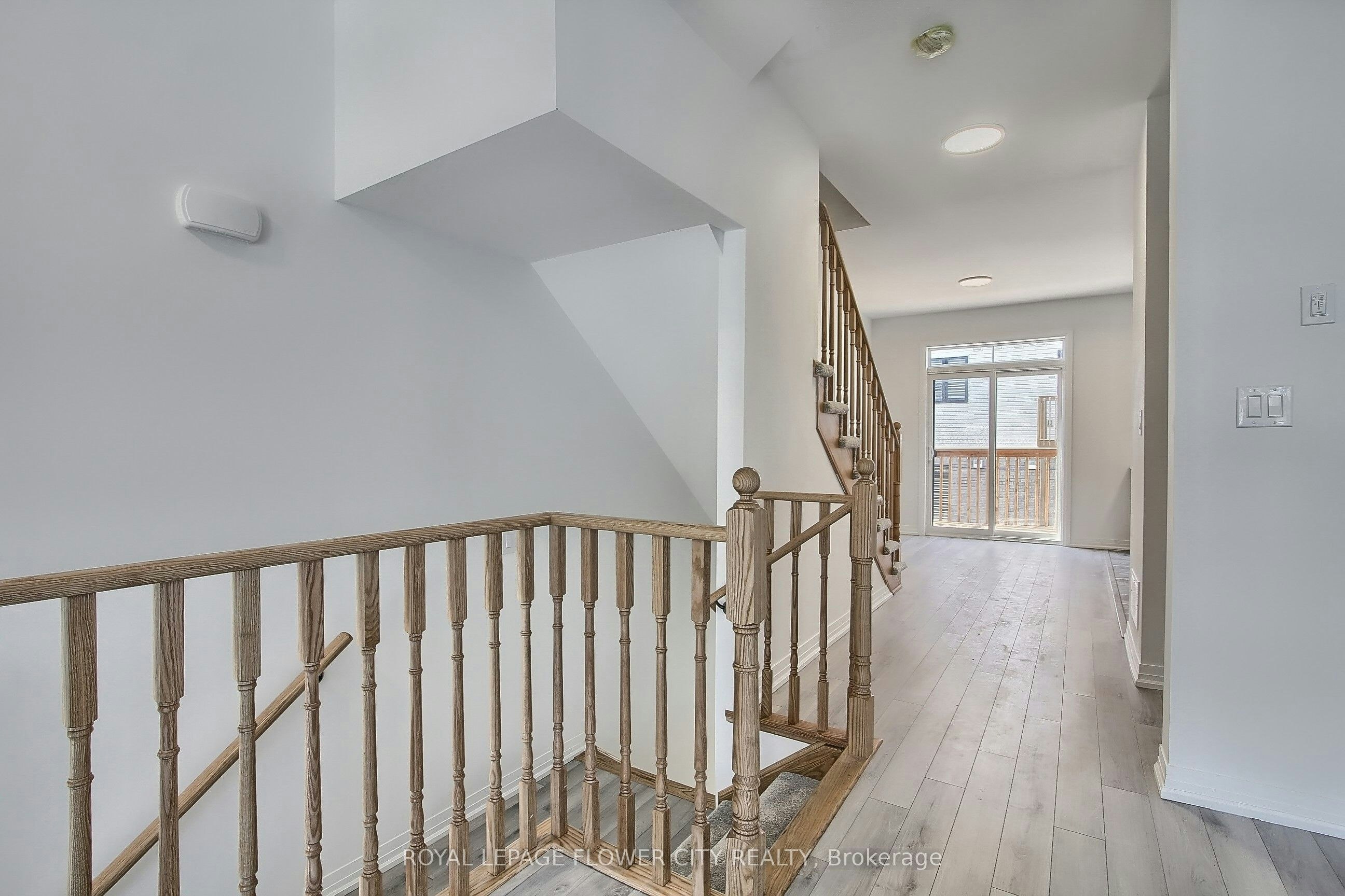 33 Sidney Rose Common N/A, St. Catharines, ON, L2T 0B3 - 9