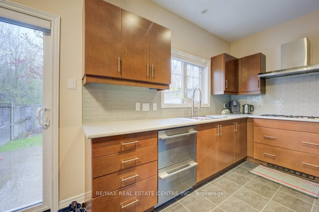 28 Glendarling Crescent, Hamilton, ON, L8E 0A9 - 10