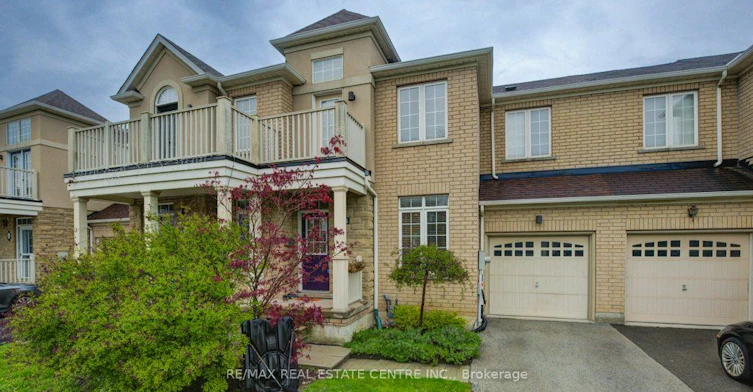 28 Glendarling Crescent, Hamilton, ON, L8E 0A9