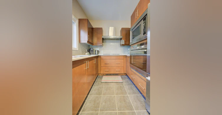 28 Glendarling Crescent, Hamilton, ON, L8E 0A9 - 11