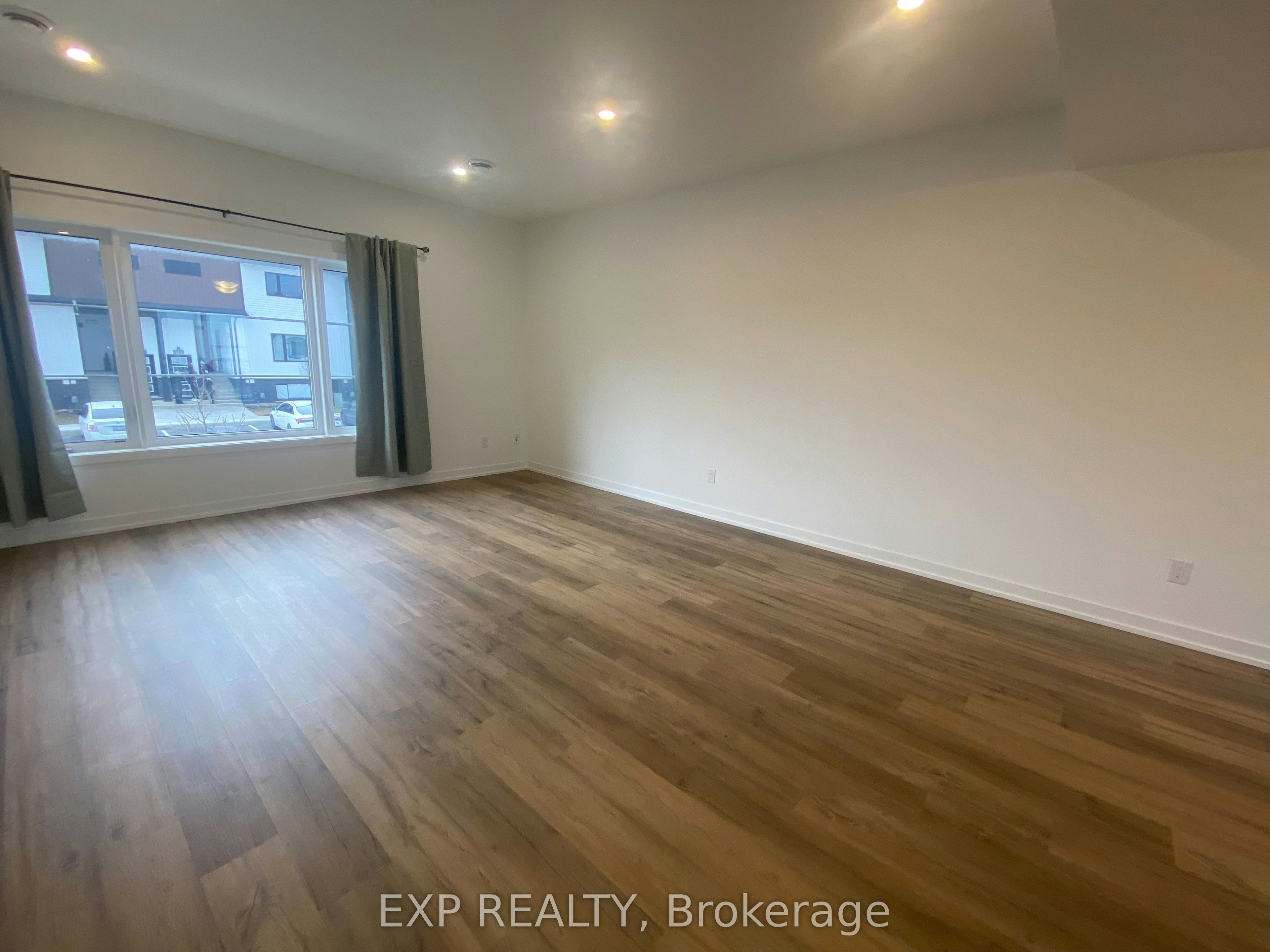 222-4263 Fourth Avenue, Niagara Falls, ON, L2E 0C2 - 9