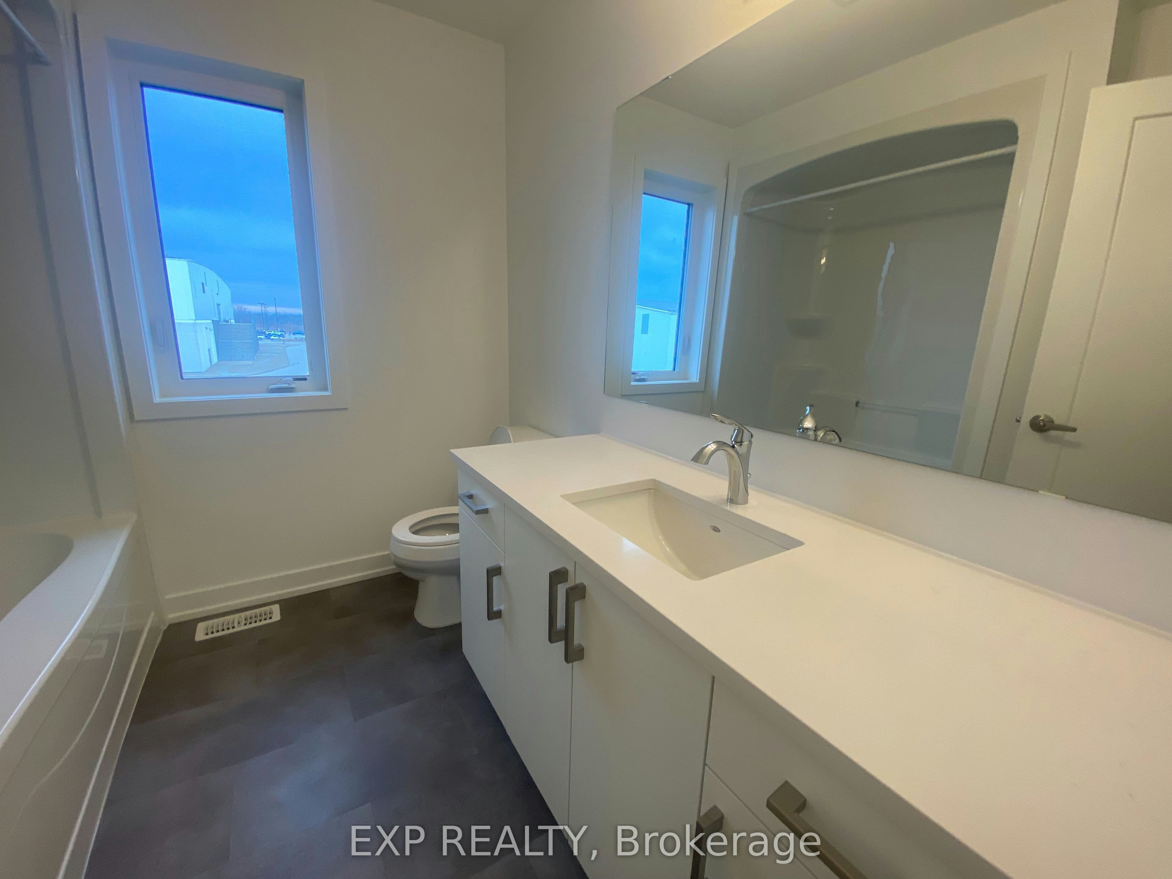 222-4263 Fourth Avenue, Niagara Falls, ON, L2E 0C2 - 17