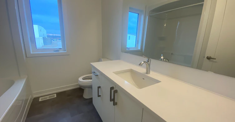 222-4263 Fourth Avenue, Niagara Falls, ON, L2E 0C2 - 17