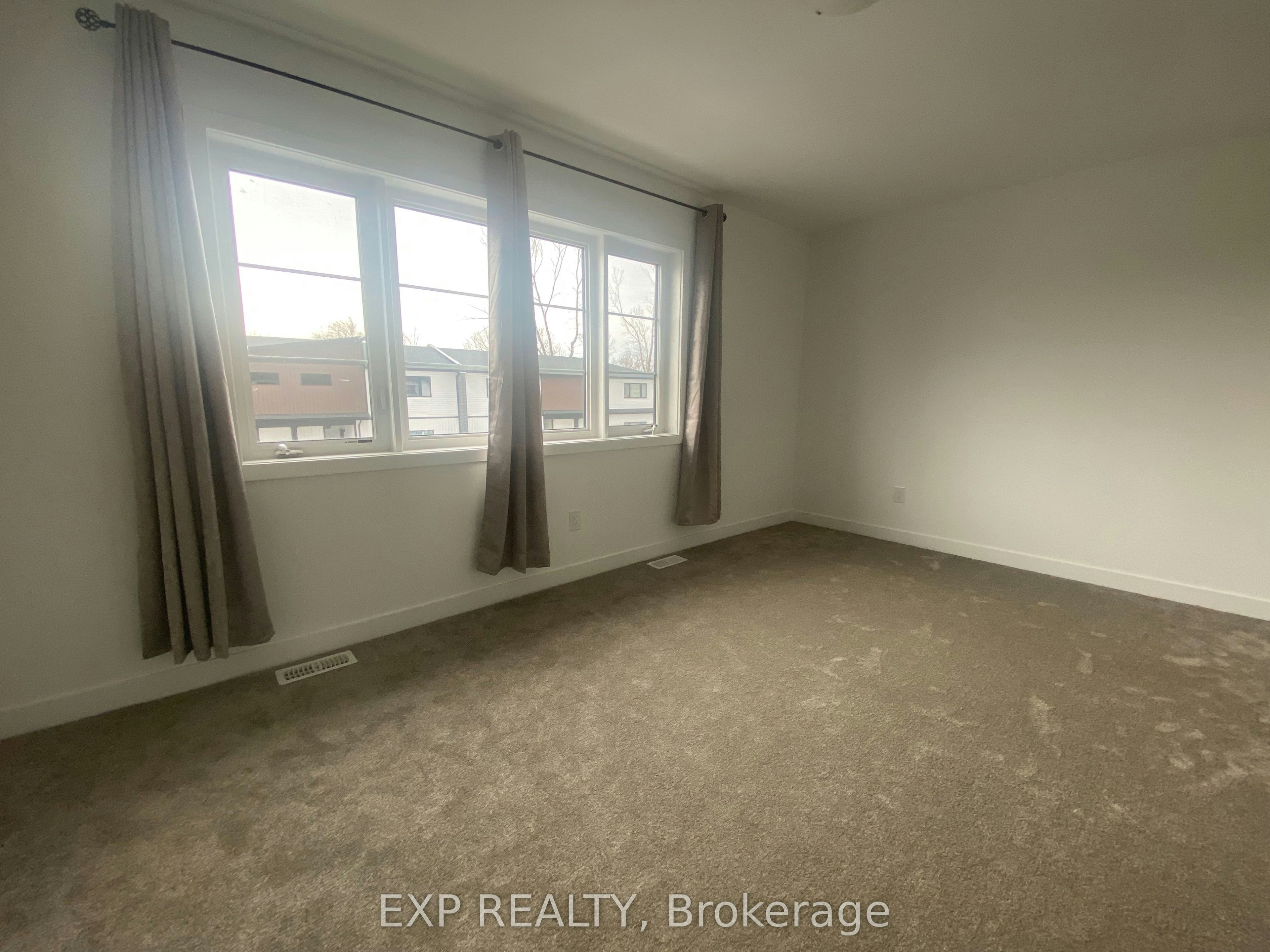 222-4263 Fourth Avenue, Niagara Falls, ON, L2E 0C2 - 10