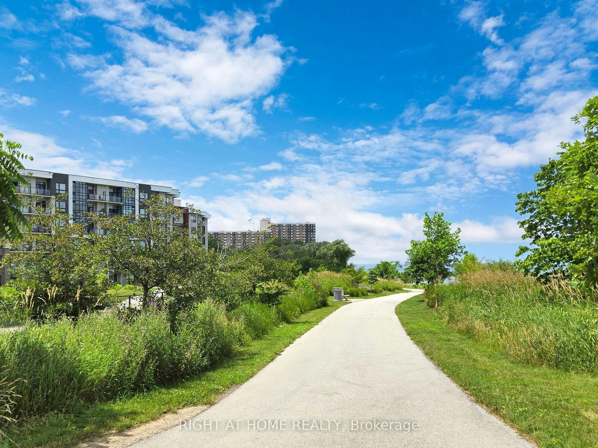 111-101 Shoreview Place E, Hamilton, ON, L8E 0K3 - 36