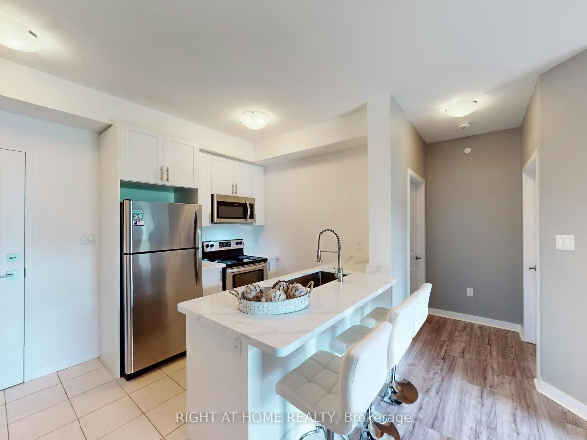 111-101 Shoreview Place E, Hamilton, ON, L8E 0K3 - 16