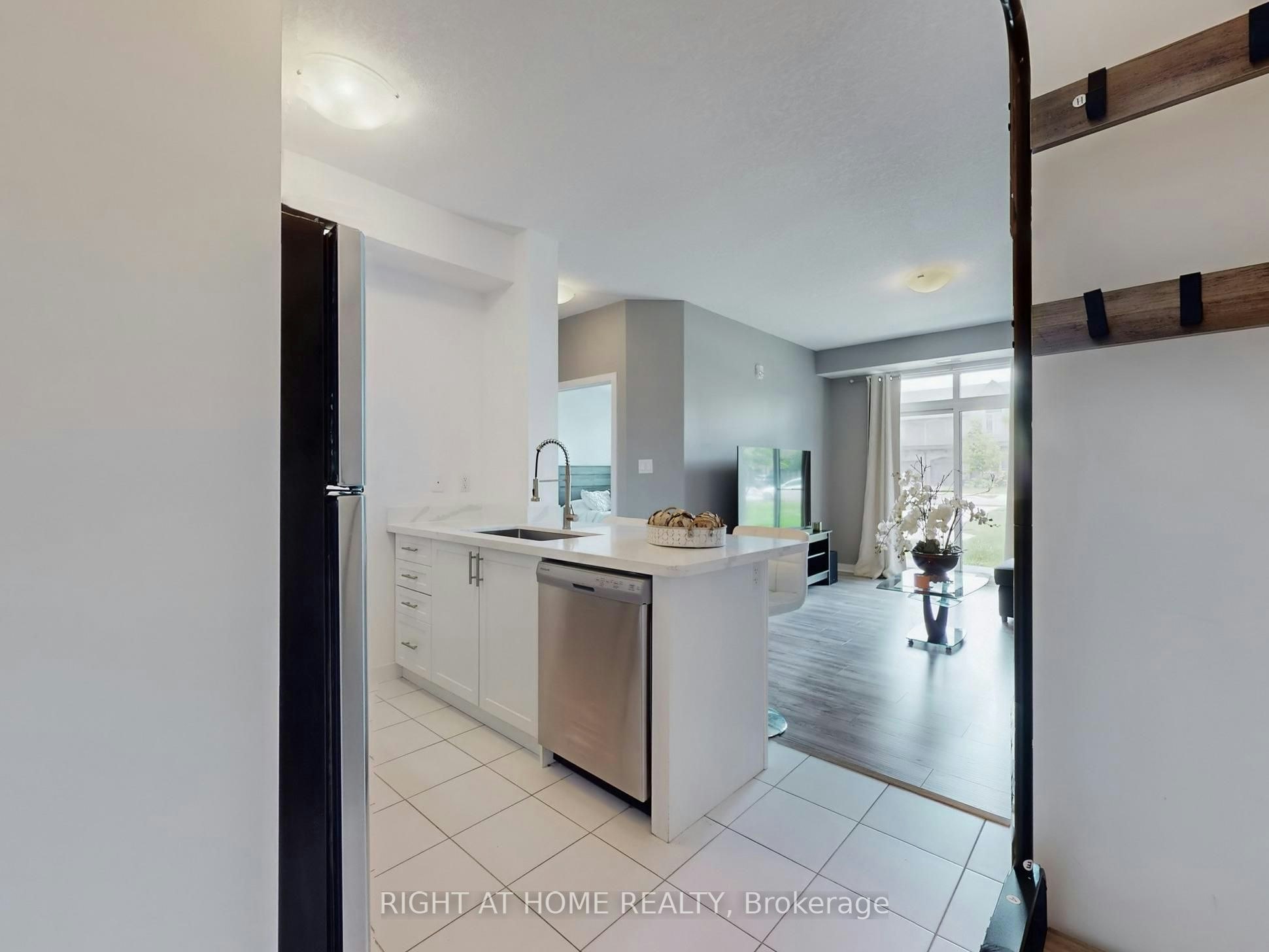 111-101 Shoreview Place E, Hamilton, ON, L8E 0K3 - 25