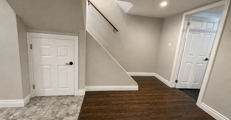 Lower-830 Brucedale Avenue E, Hamilton, ON, L8T 1L3 - 4
