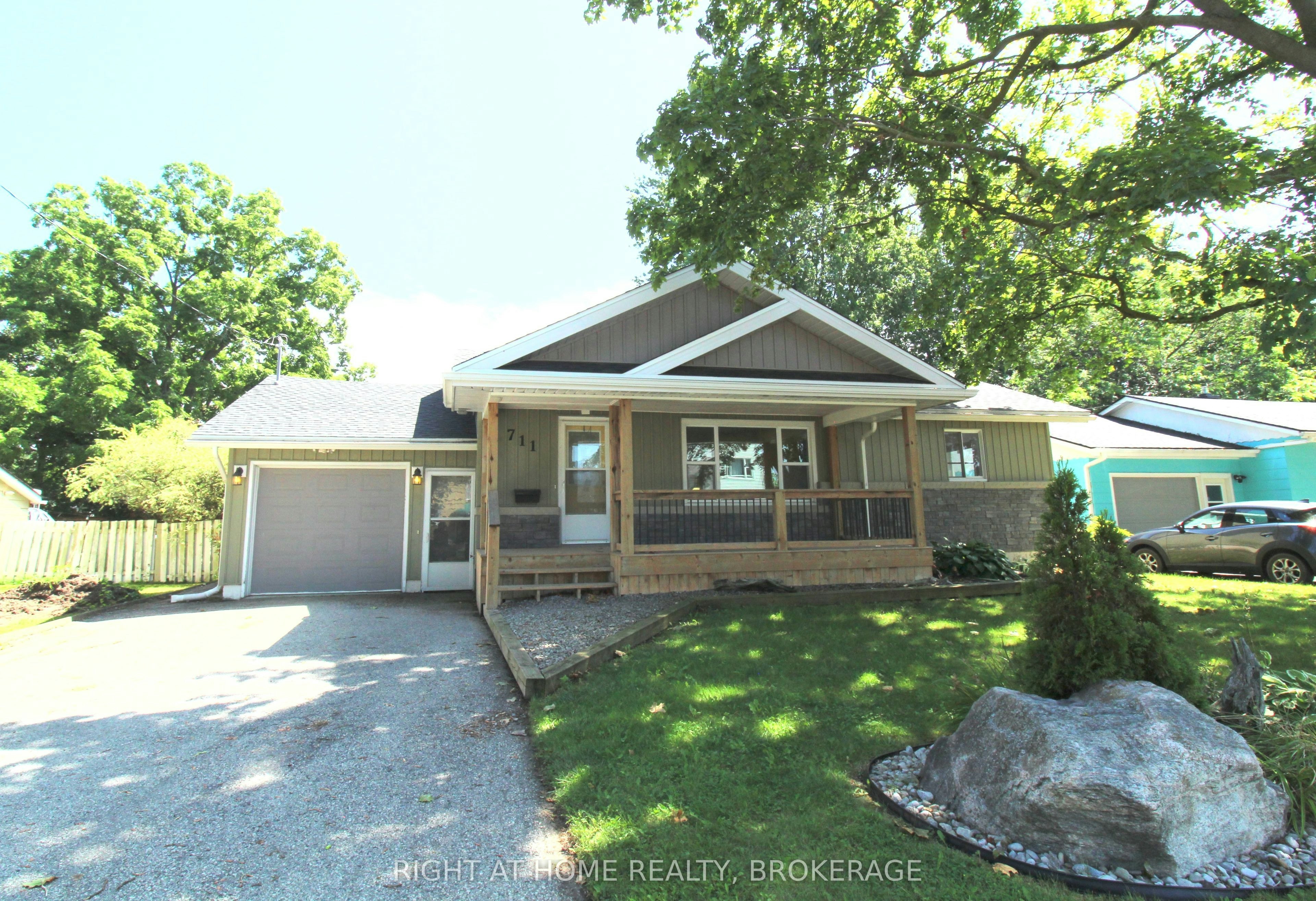 711 John Street, Cayuga, ON, N1A 2R4