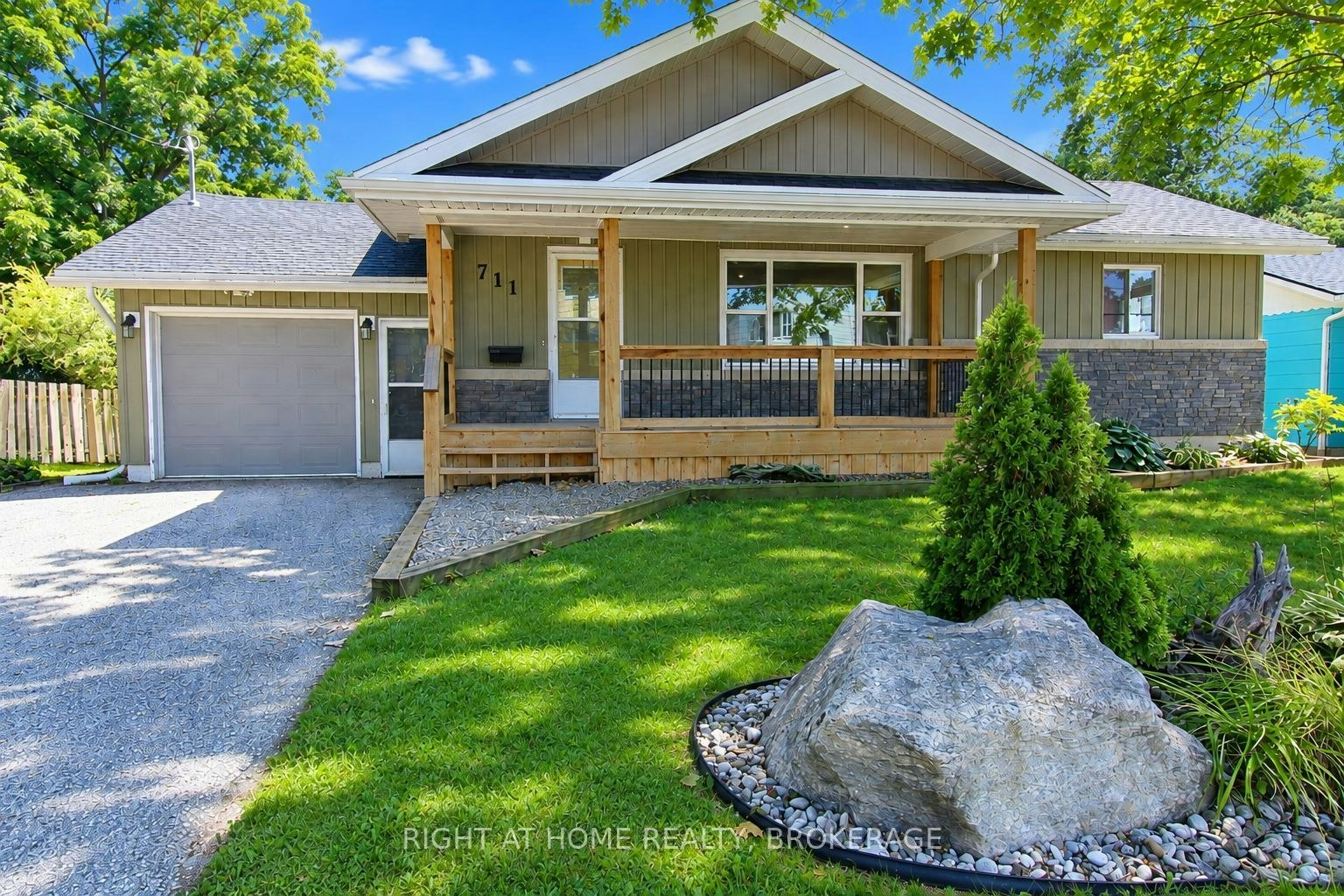 711 John Street, Cayuga, ON, N1A 2R4